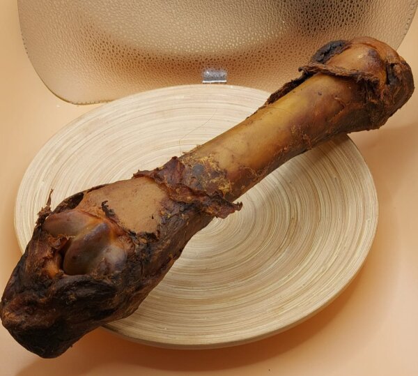 NaHuKa Natur Leckerli - Kalbsunterbein ca. 20-25 cm